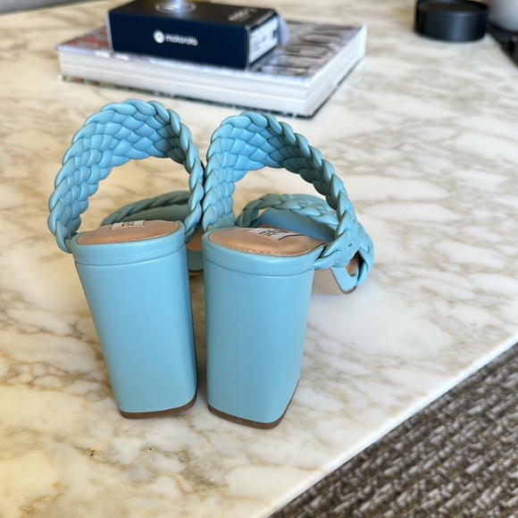 Steve Madden size 10 block heel slides - Picture 3 of 5